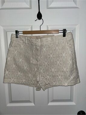 LOFT Cream Floral Lace Shorts